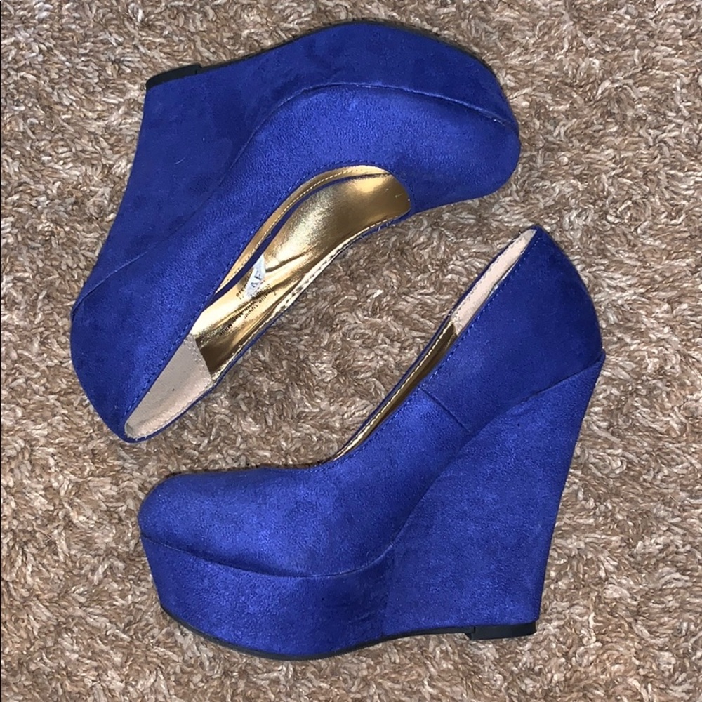 Cobalt Royal Blue Suede Wedges - new - size 7